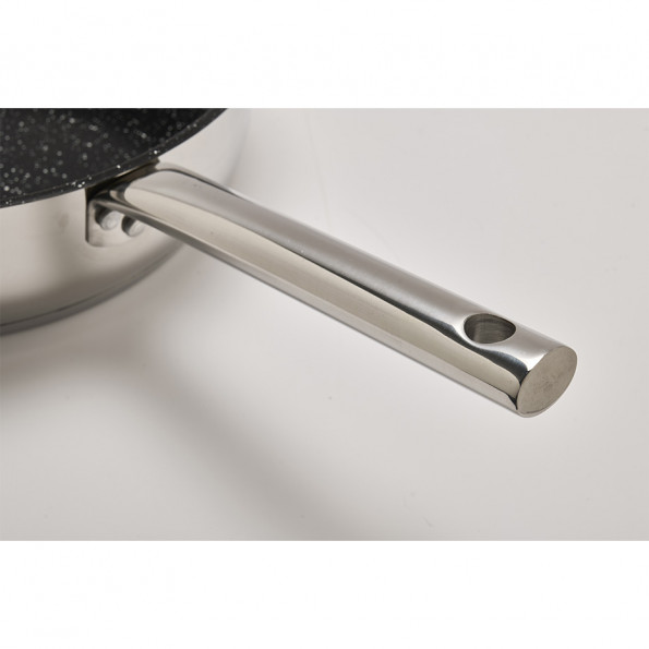Sauteuse inox avec couvercle
