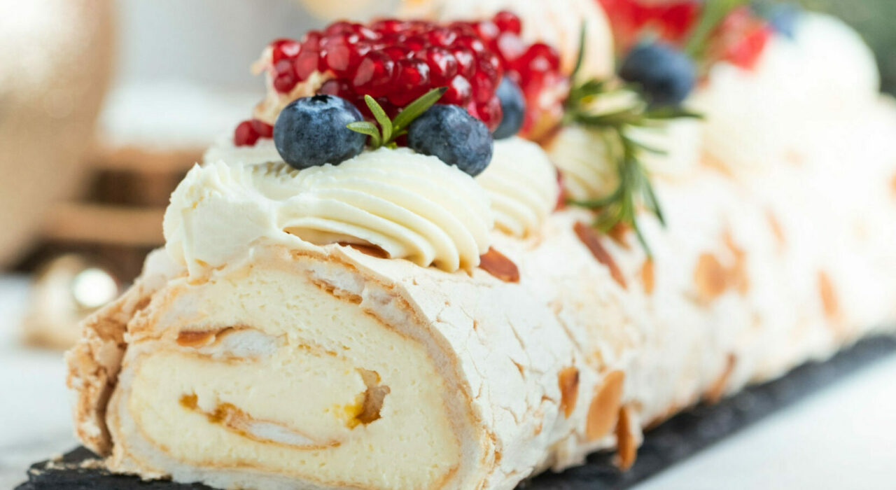 Recette de bûche pavlova aux fruits rouges